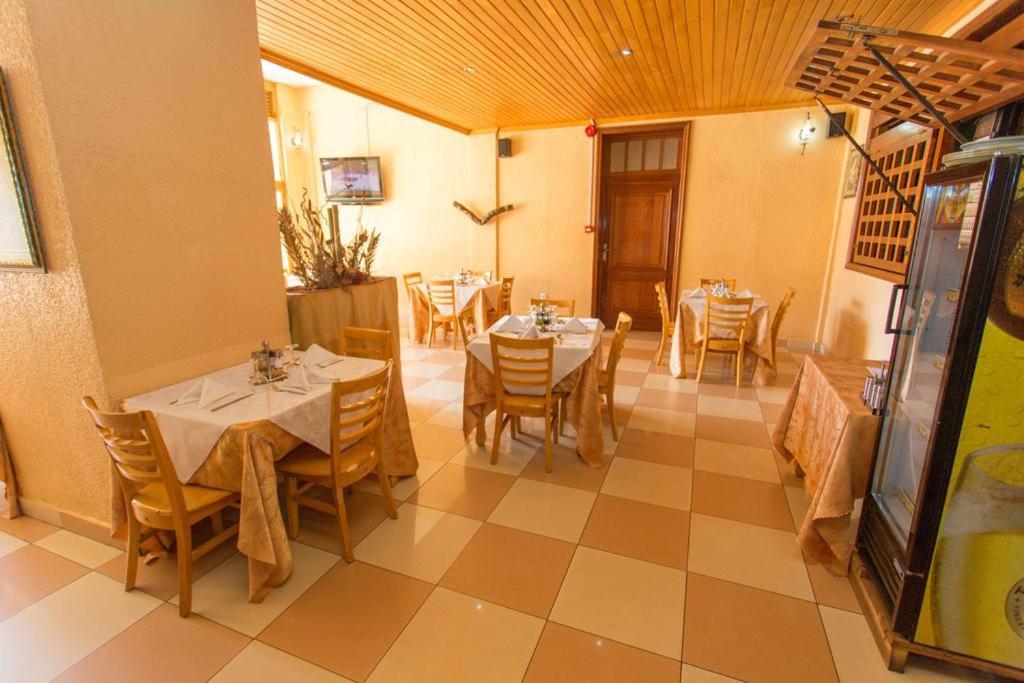 Civitas Hotel Kigali Exterior foto